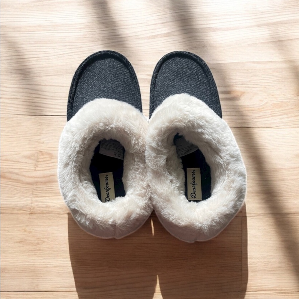 Dearfoams Gray and Cream Women's Slippers